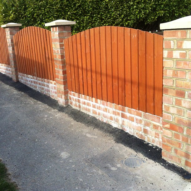brick pillar fence