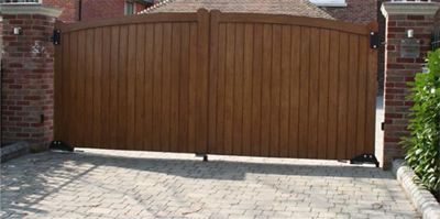 gate_horsham.jpg